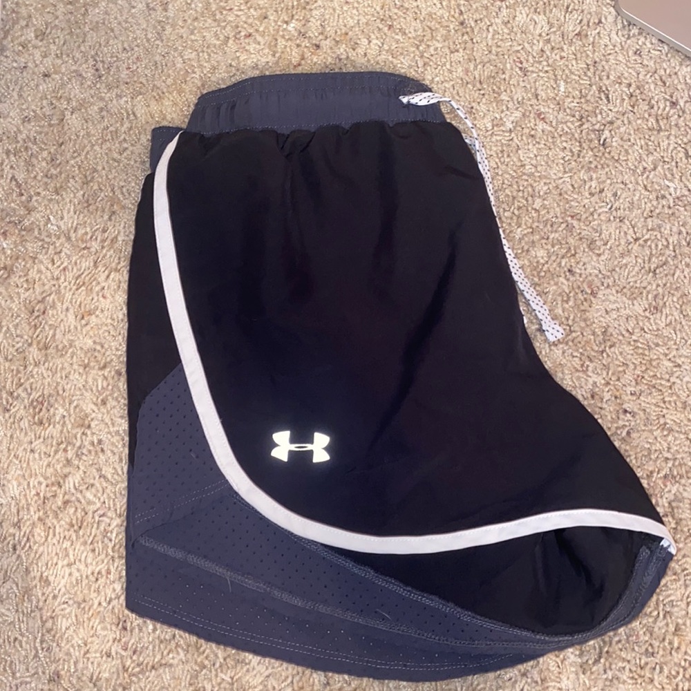 kids youth xl under armor black/grey/white shorts